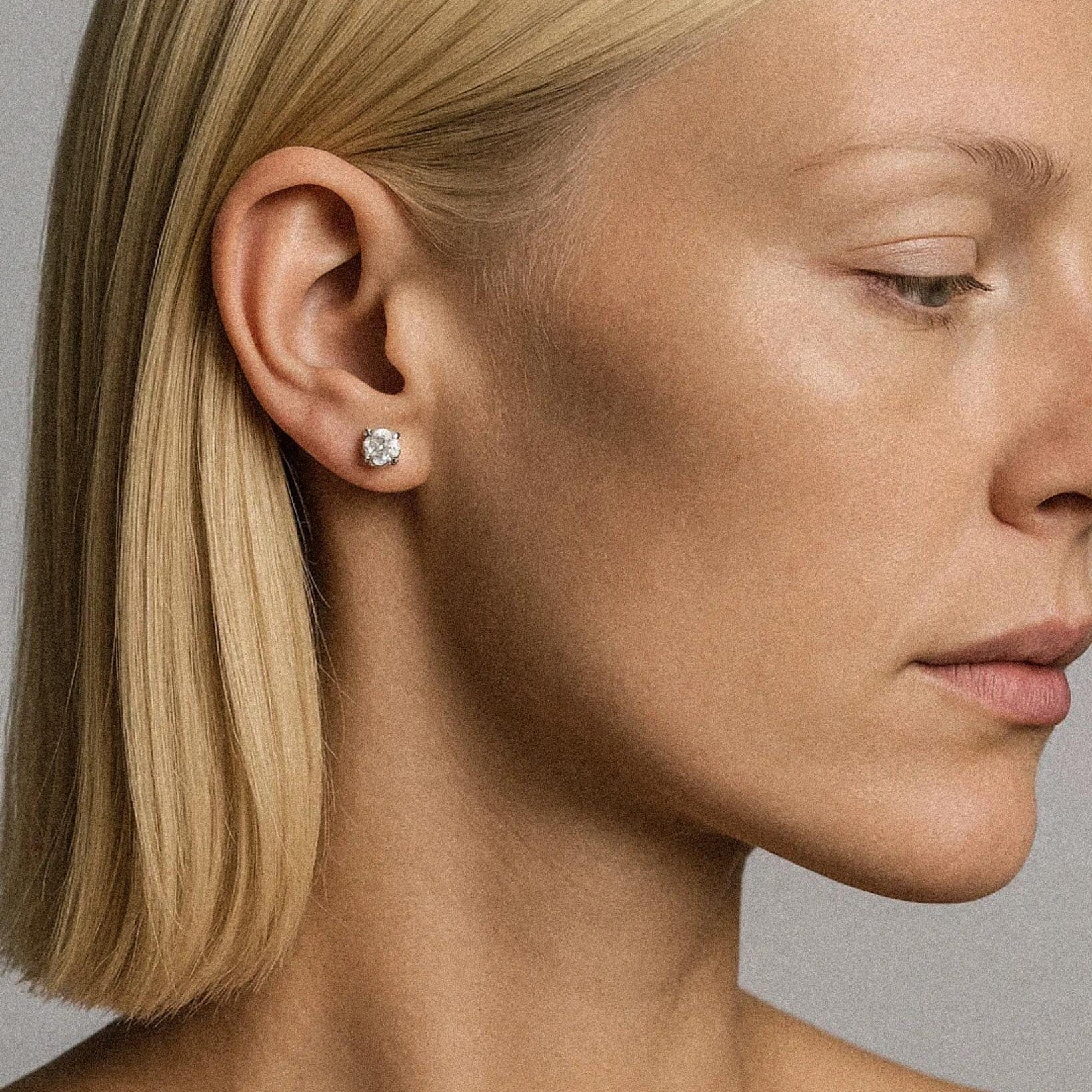 EFStudios Classic Diamond Earrings | 18k Gold & Lab Diamonds