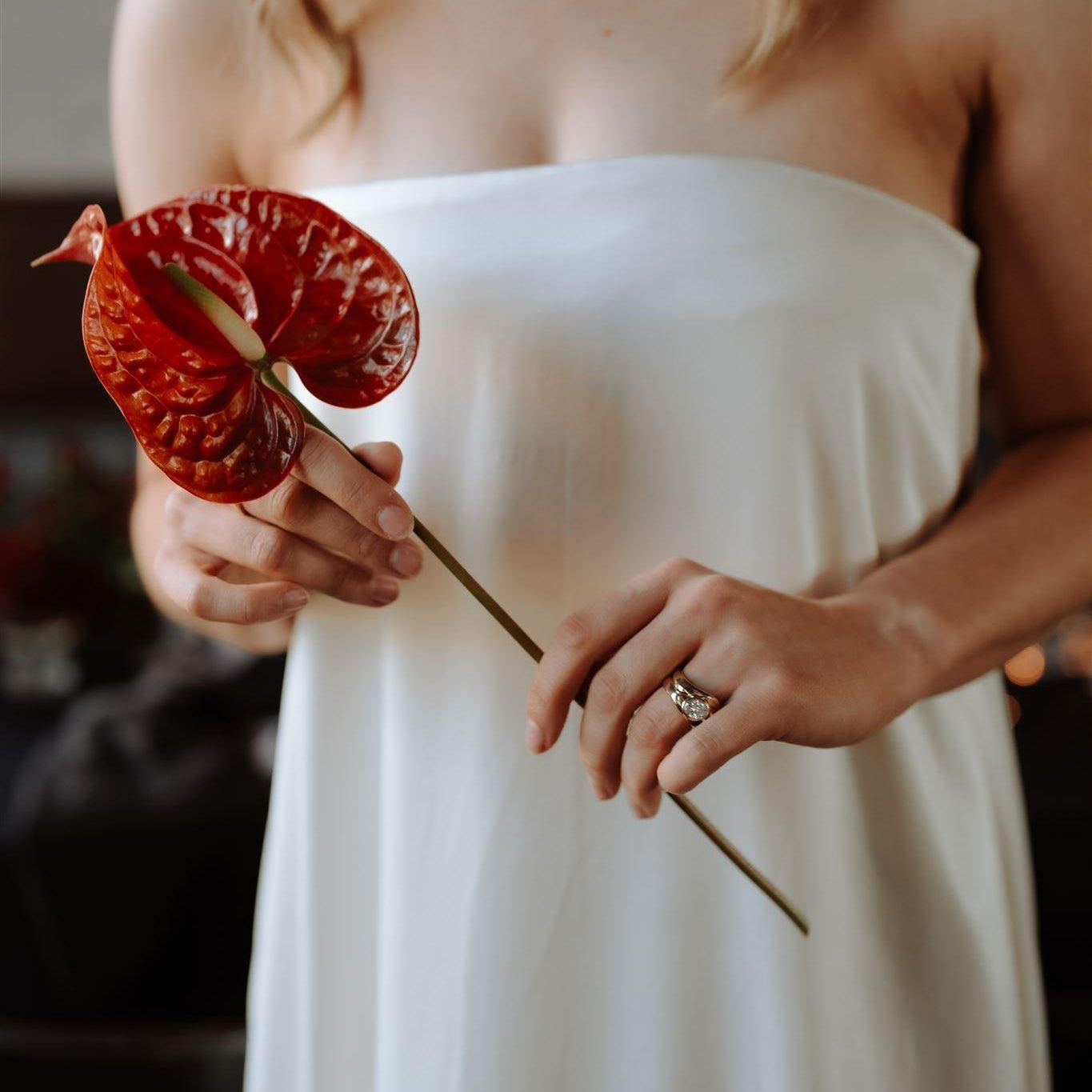 How to Find Your Partner’s Ring Size for a Surprise Proposal