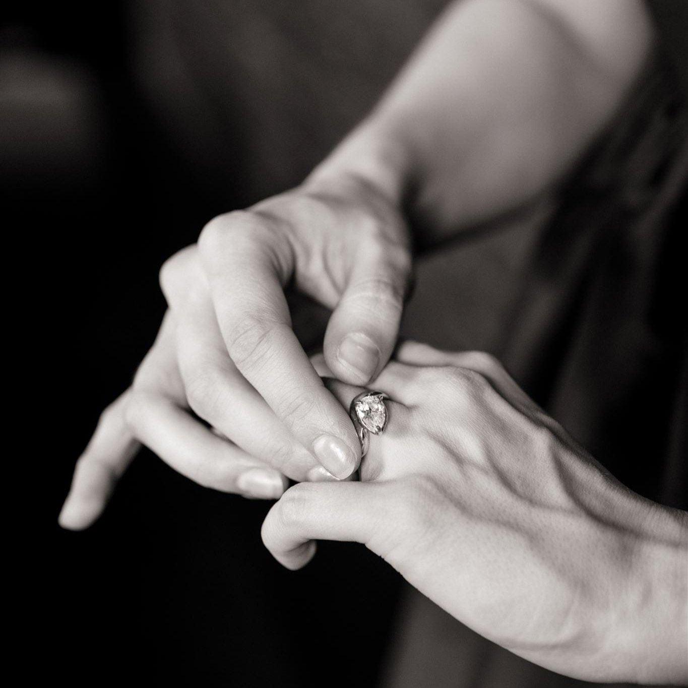 EFStudios Natasha Pear Solitaire Floating Engagement Ring