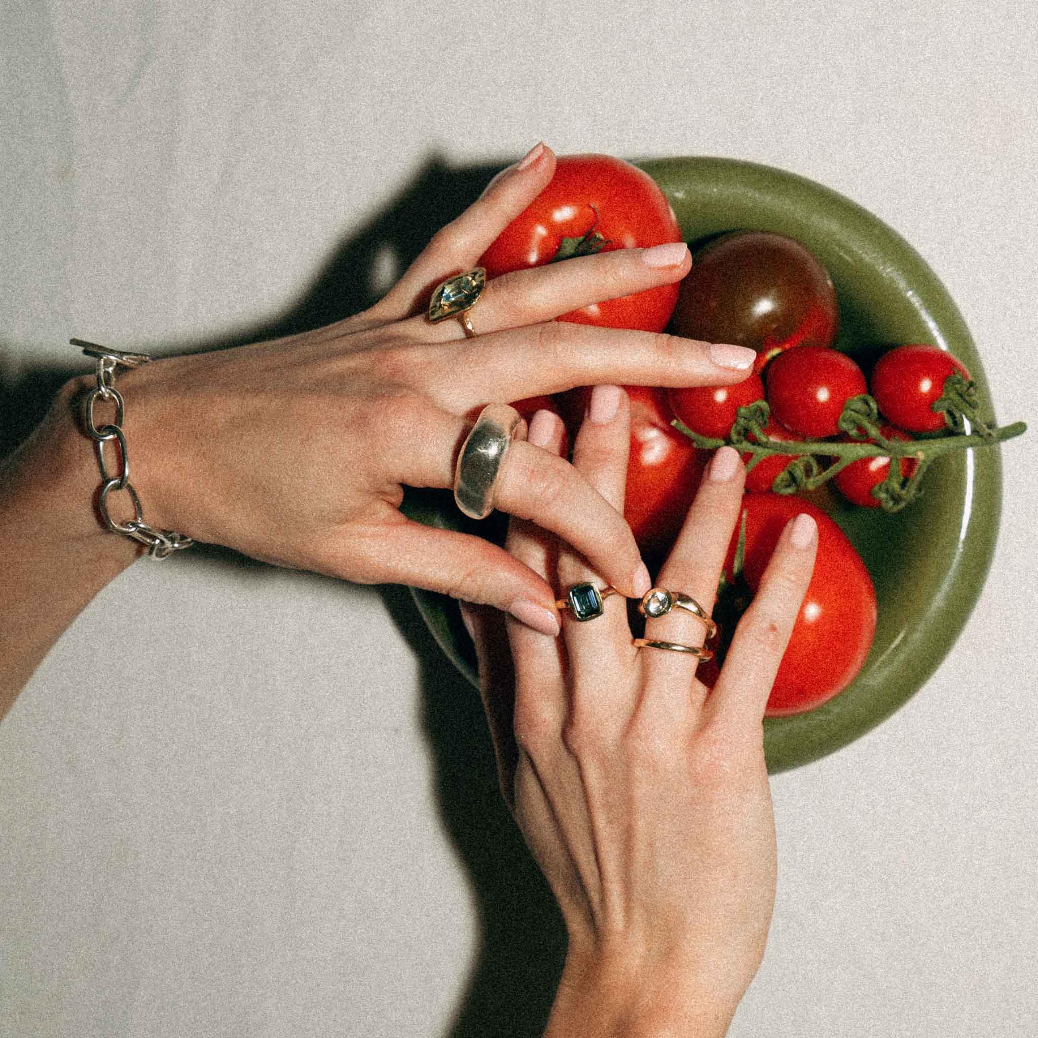 EFStudios The Barcelona Ring